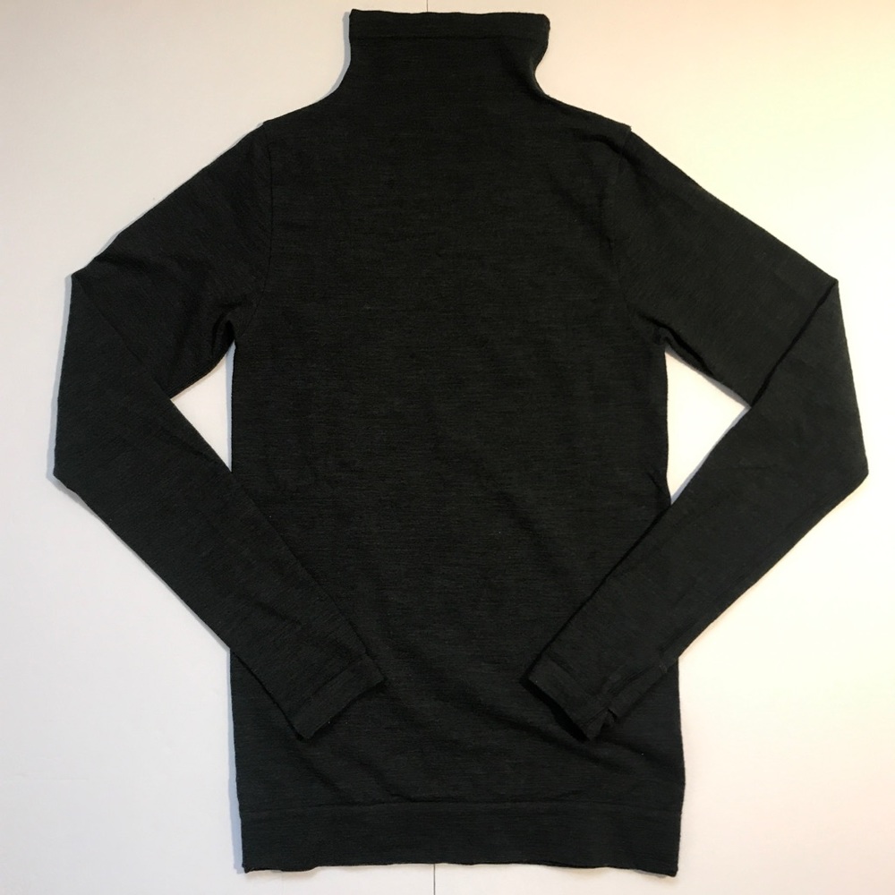 Athleta Turtle Neck Workout Top - image 1